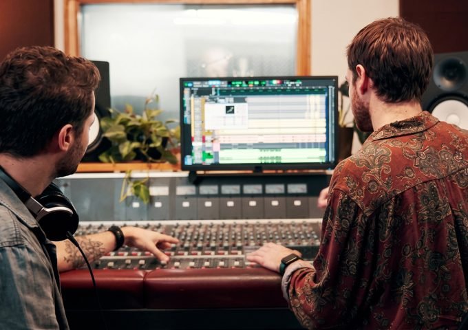 dubbing-2026-plugo